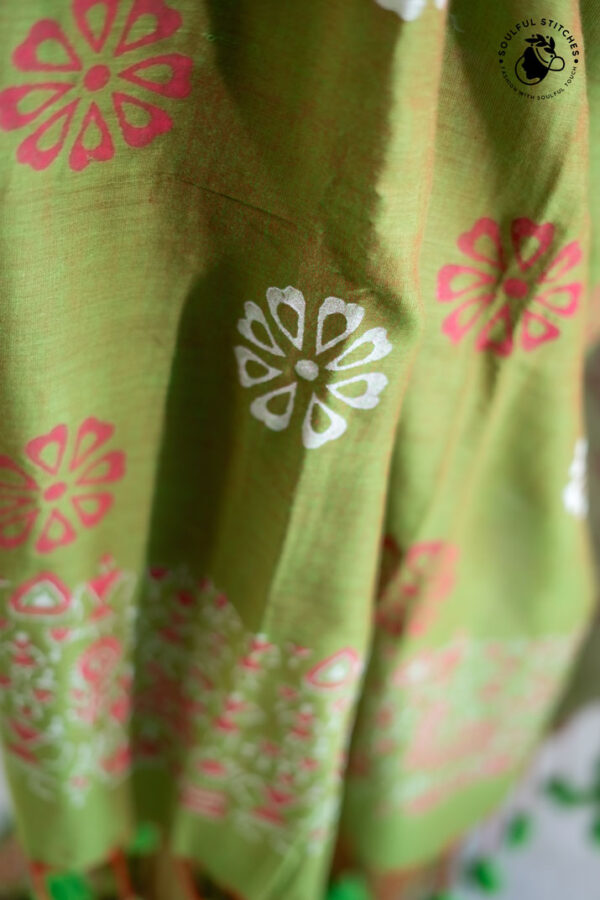 Nakshi - Reddish Green - Image 6